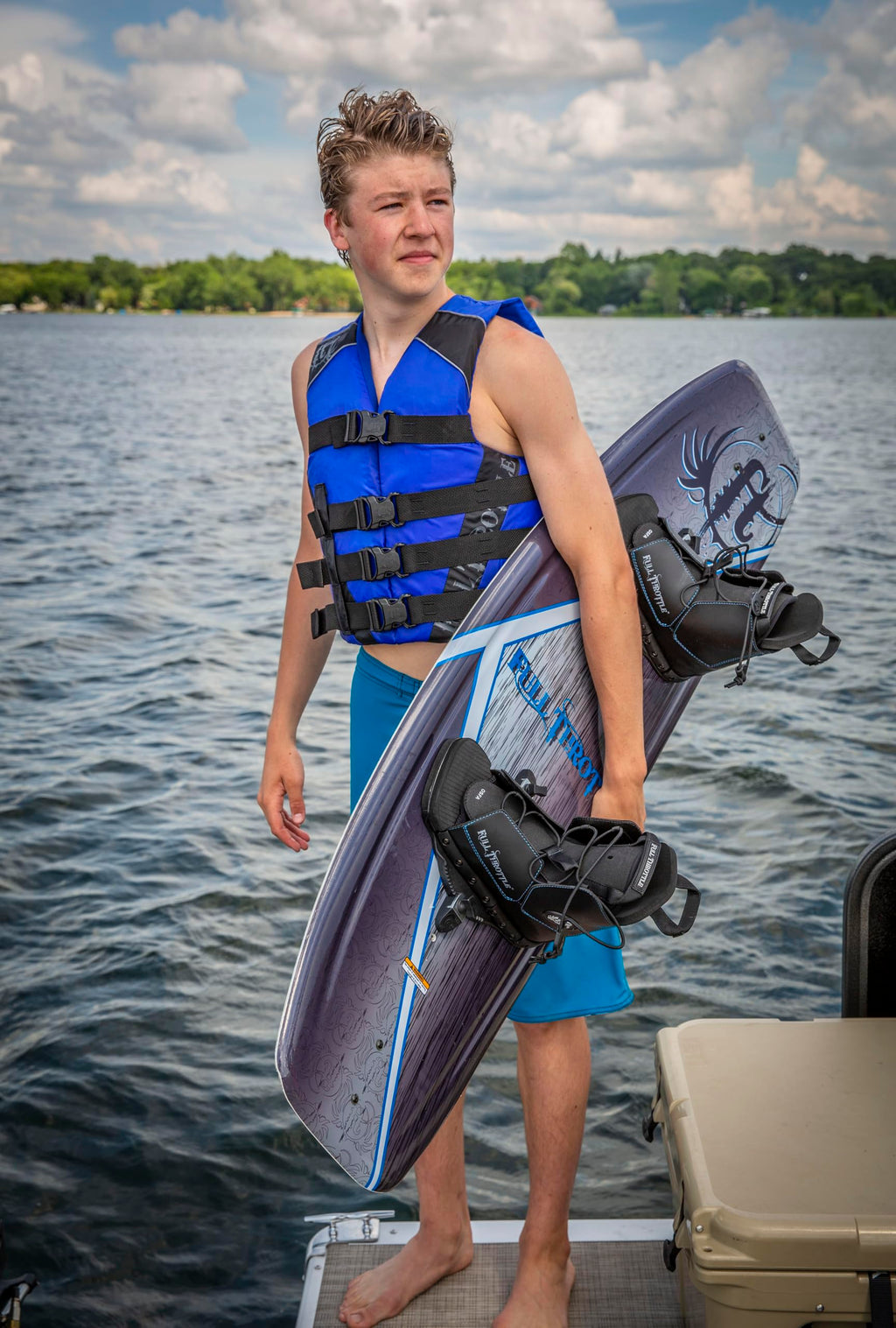 Full Throttle Aqua Extreme 140CM Wakeboard Kit
